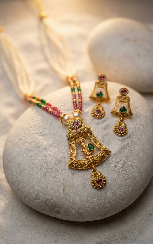 LZ-65 Traditional Gold Plated Peacock Pendant Set