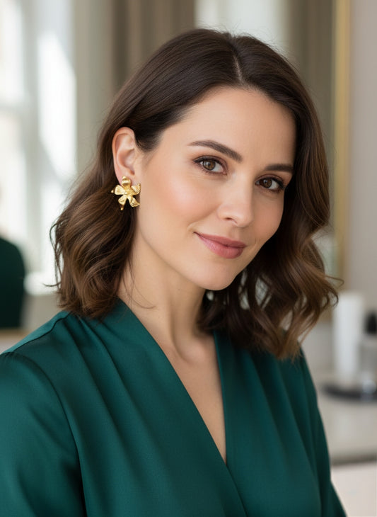 LZ-91 Elegant Textured Floral Anti-Tarnish Stud Earrings