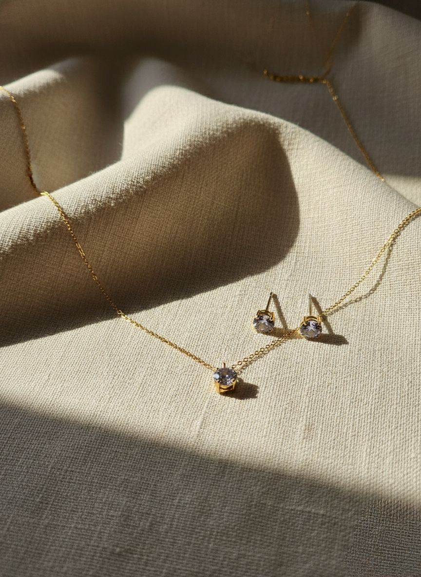LZ-100 Elara Anti-Tarnish Solitaire Necklace & Stud Set