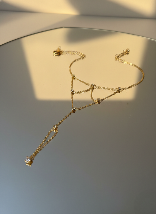 LZ-111 Delicate Hand Chain Bracelet