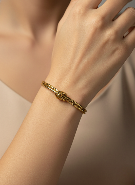 LZ-113 Eternal Knot Open Cuff Bangle