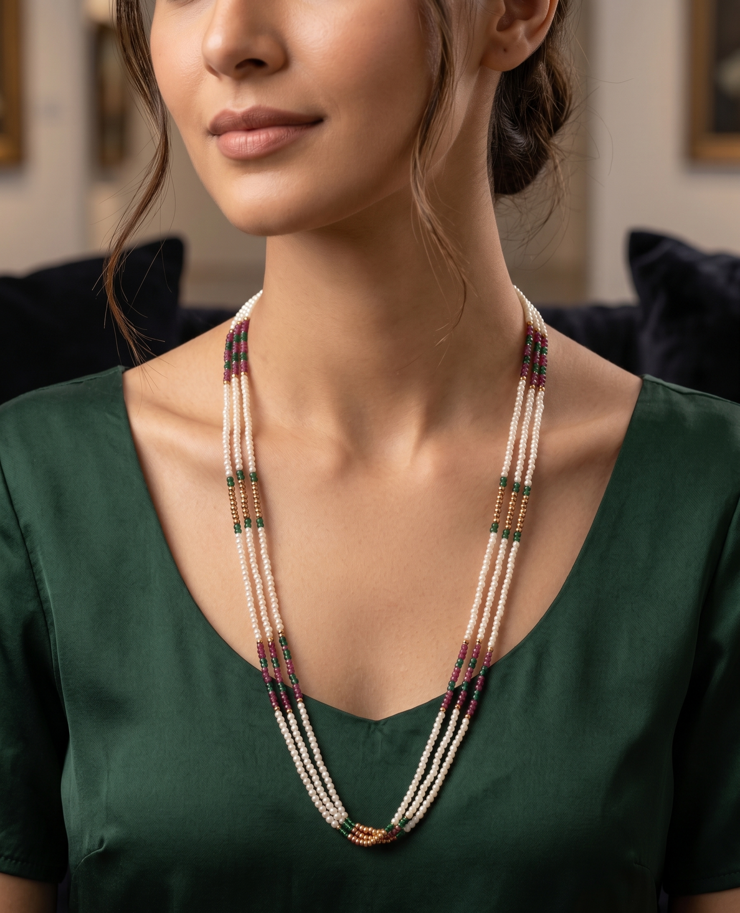 LZ-143 Elegant Triple-Layer Pearl Beaded Necklace with Multicolor Accents