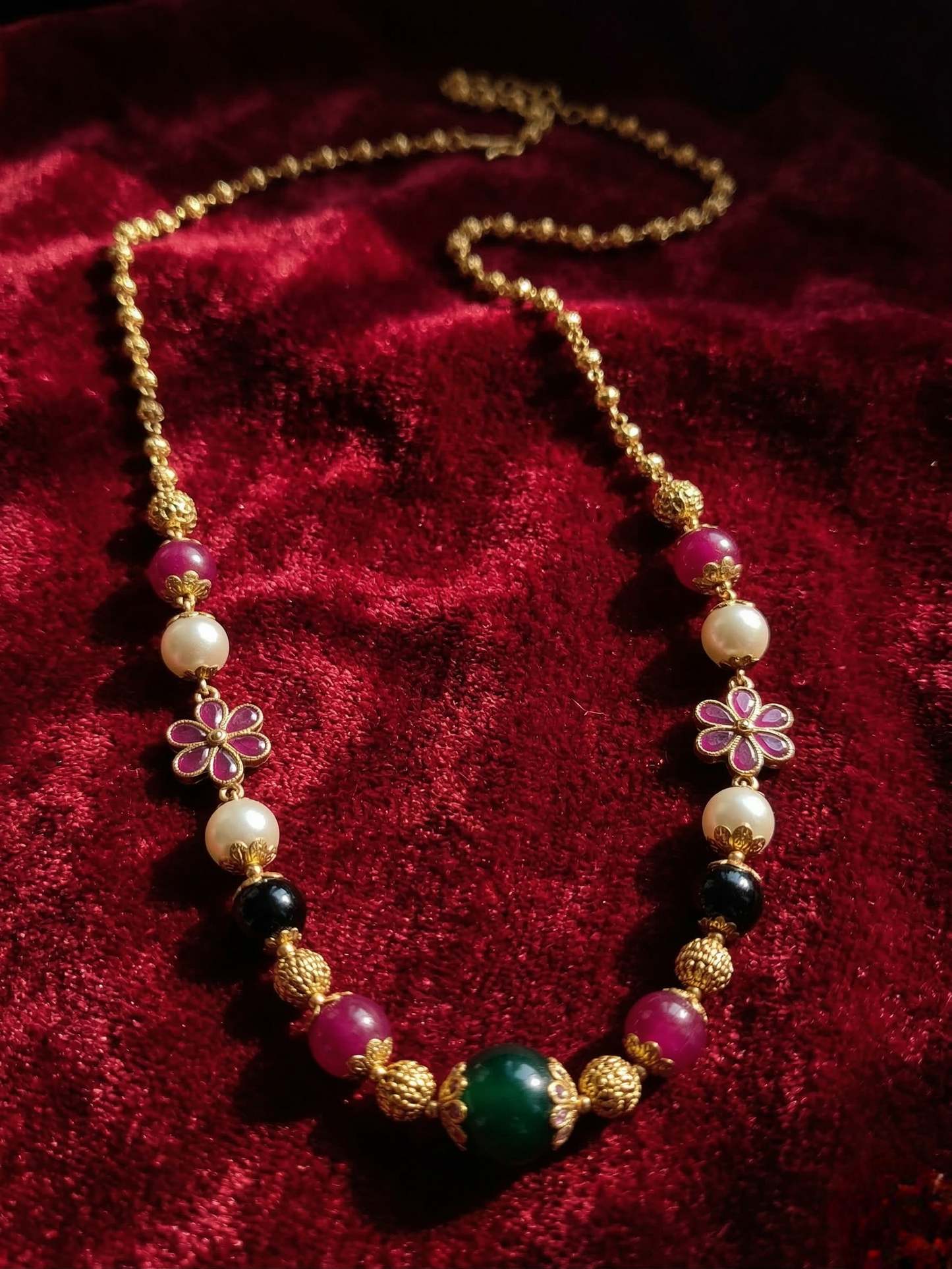 LZ-147 Elegant Multicolor Beaded Floral Necklace