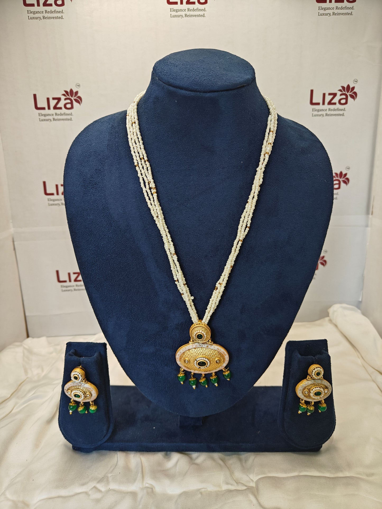 LZ-06 Pearl Necklace Set with Green Stone Pendant & Matching Earrings
