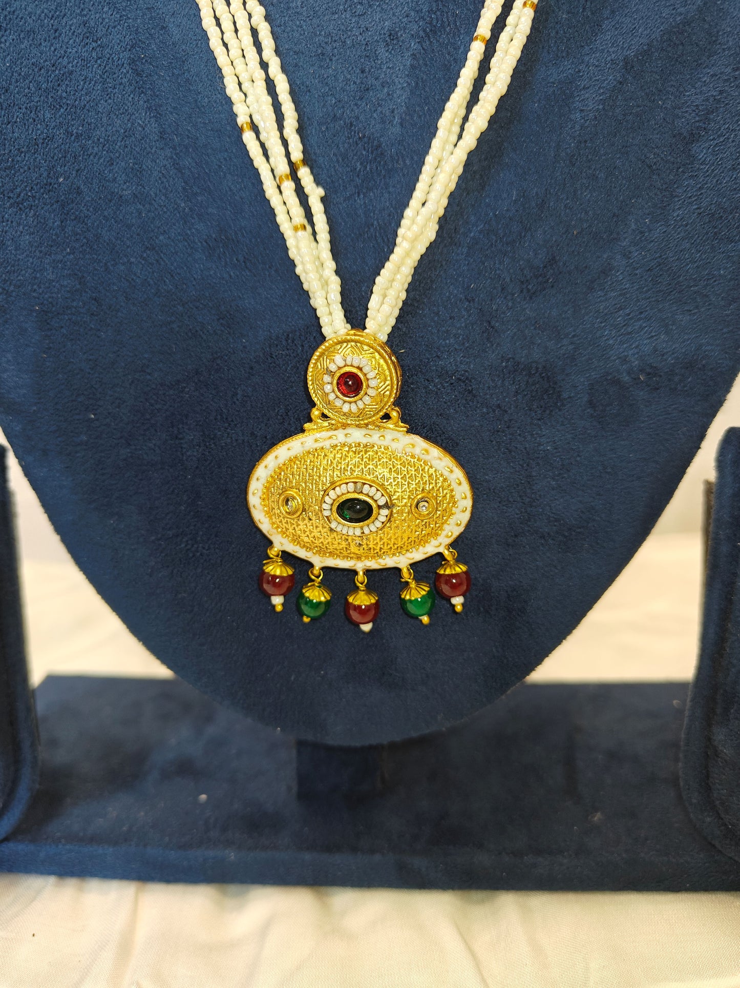LZ-05 Pearl Necklace Set with Traditional Pendant & Earrings