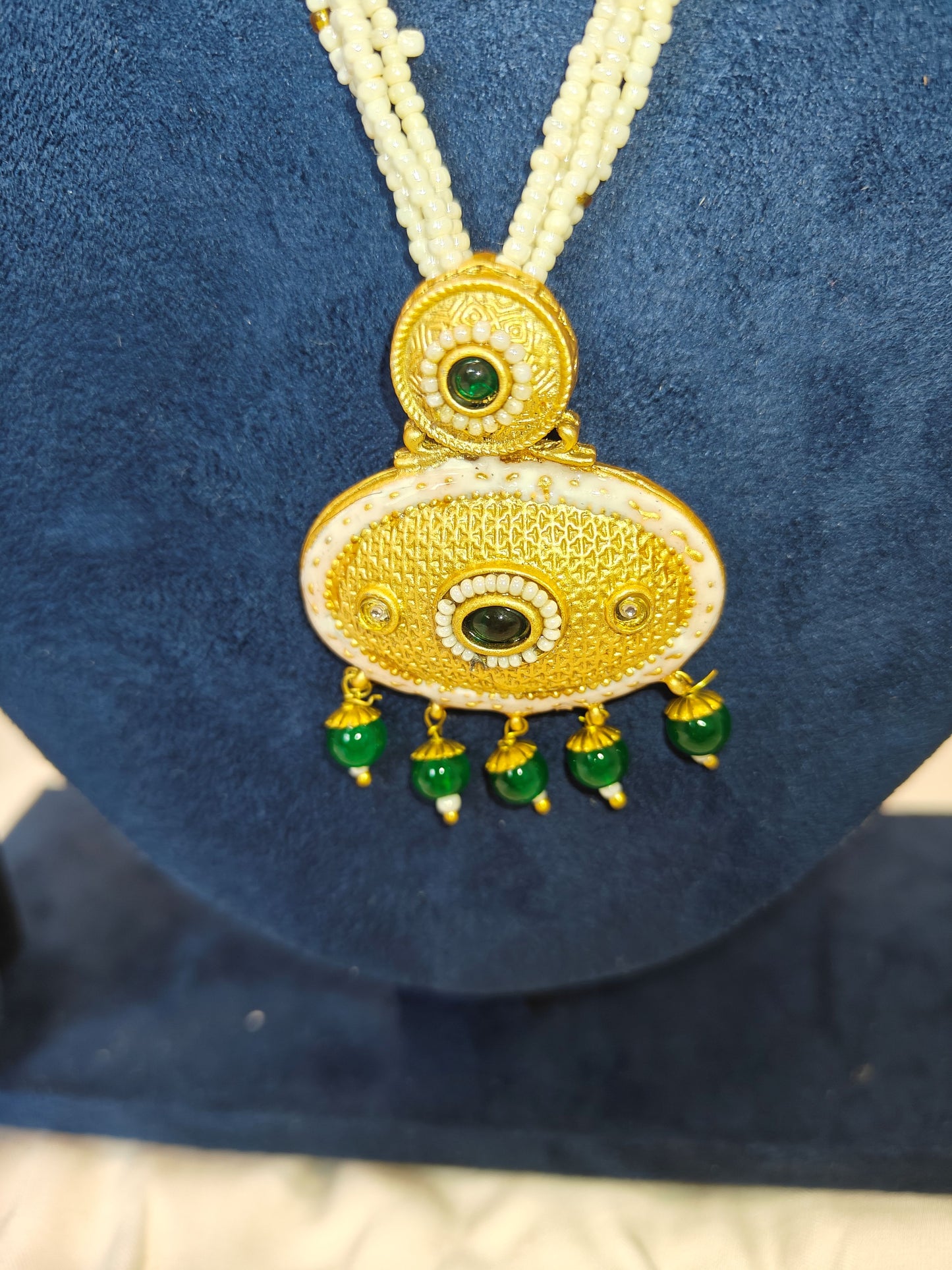LZ-06 Pearl Necklace Set with Green Stone Pendant & Matching Earrings