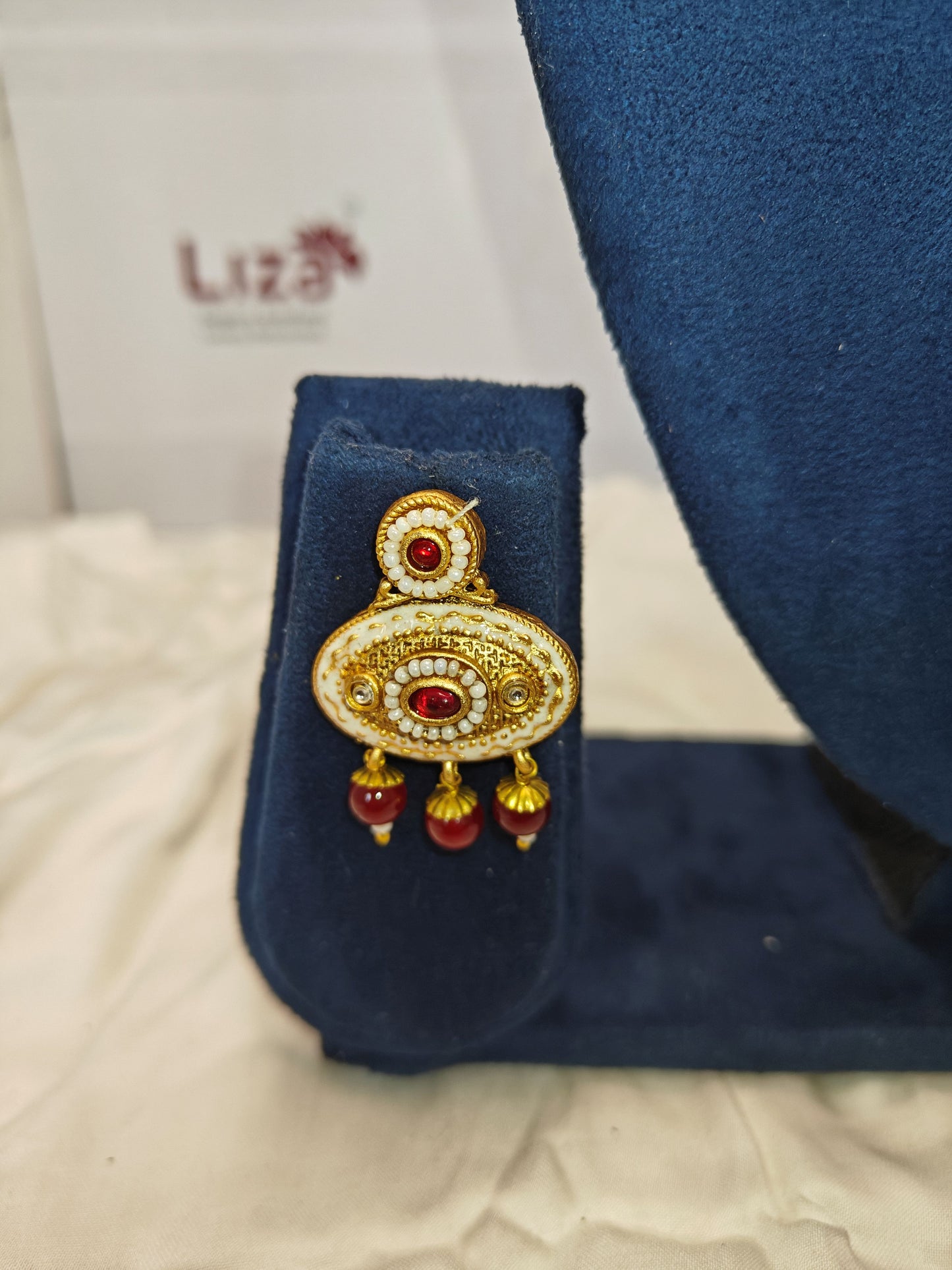 LZ-07 Pearl Necklace Set with Earrings