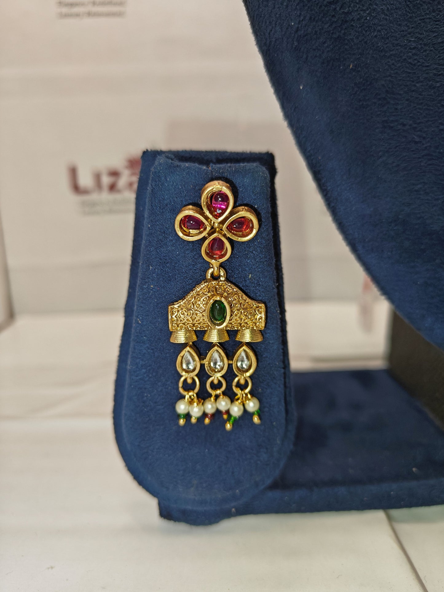 LZ-13 Traditional Kundan Necklace Set with Earrings