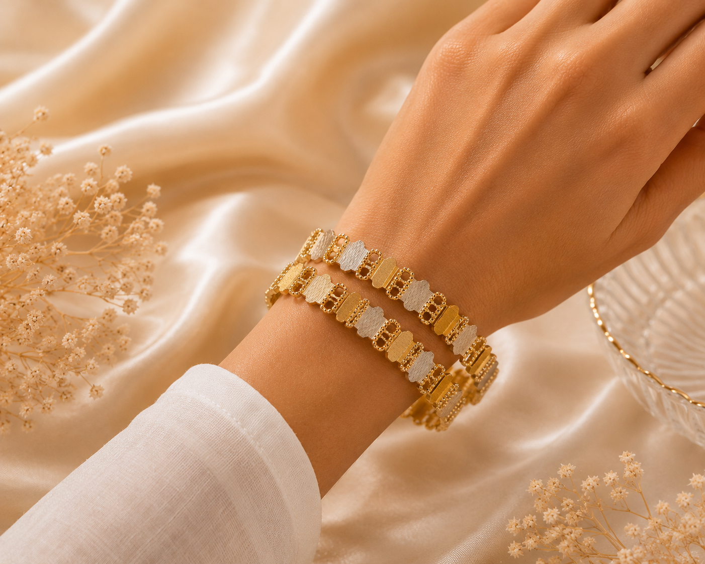 LZ-194 Avira Dual-Tone Designer Bangles – Set of 2
