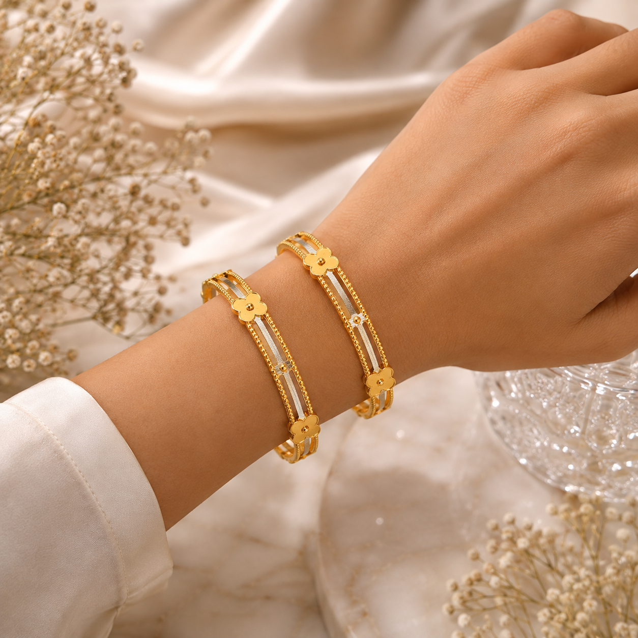 LZ-196 Flora Dual-Tone Bloom Bangles – Set of 2