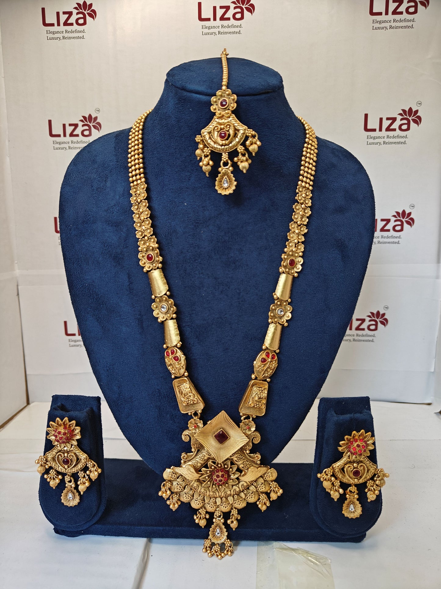 LZ-69 Royal Antique Finish Statement Necklace Set