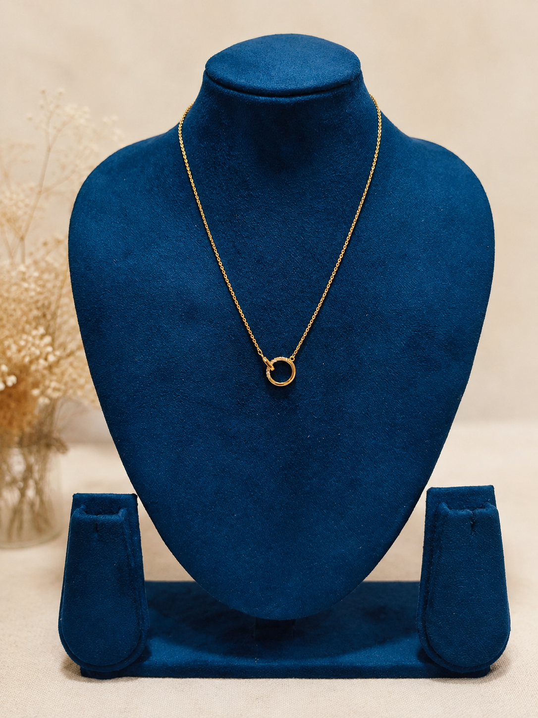 LZ-159 Gold-Tone Minimal Circle Pendant Necklace