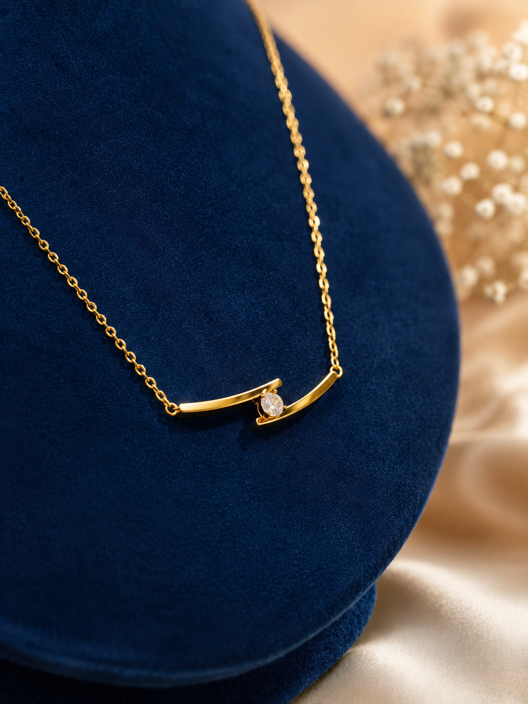 LZ-169 Elegant Gold Bar Pendant Necklace with Sparkling Accent