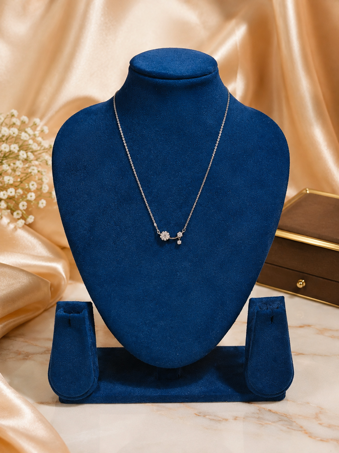 LZ-171 Elegant Floral Diamond Pendant Necklace for Women | Minimalist Daily Wear Jewelry